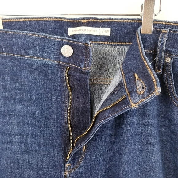 Levi's 725 High-Rise Bootcut Jeans NWT Women's size 24W - Picture 7 of 11